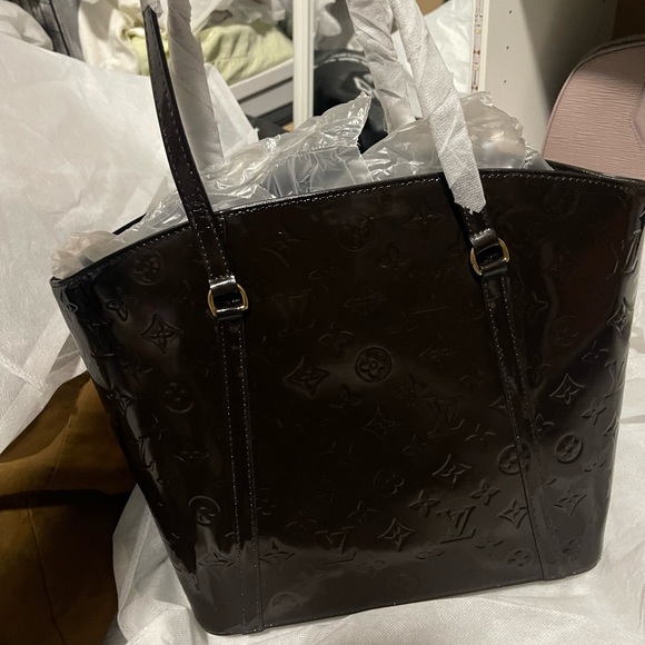 Louis Vuitton Handbags - Louis Vuitton Vernis Patent Monogram